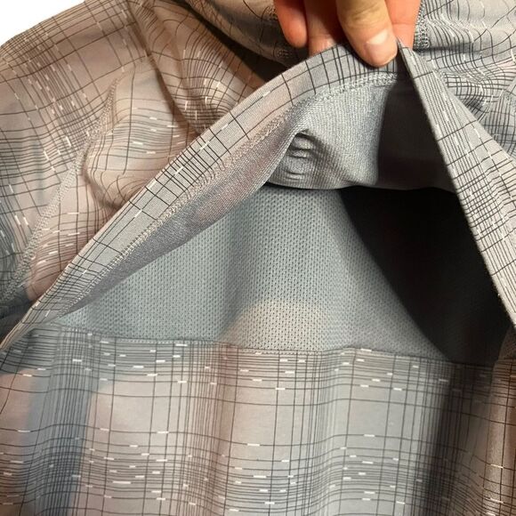 3 for $30! Nike light weight grey hoodie. Size medium - Picture 8 of 11